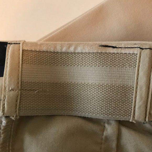 SAVANE Men's Pleated Casual Pants Waist Size is 40" with 30" length. - Picture 5 of 6